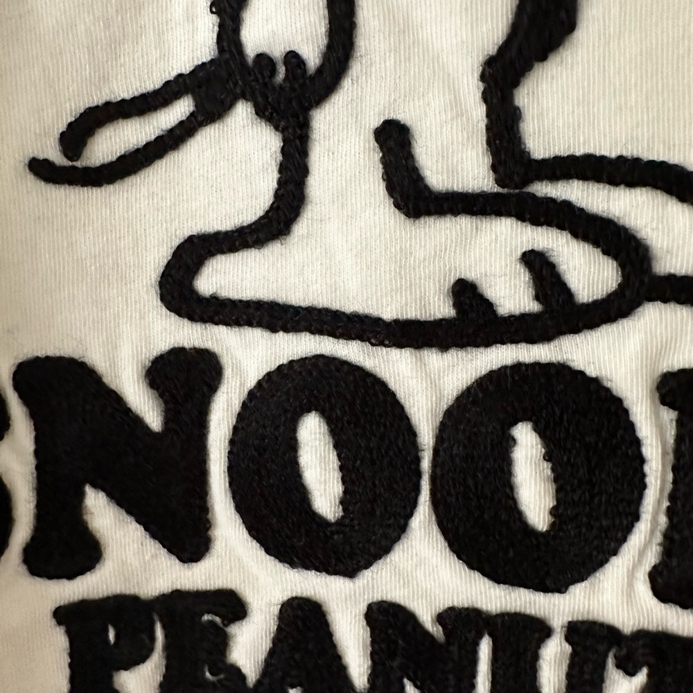 Peanuts snoopy cotton t-shirt embroidered brand new - Picture 5 of 5